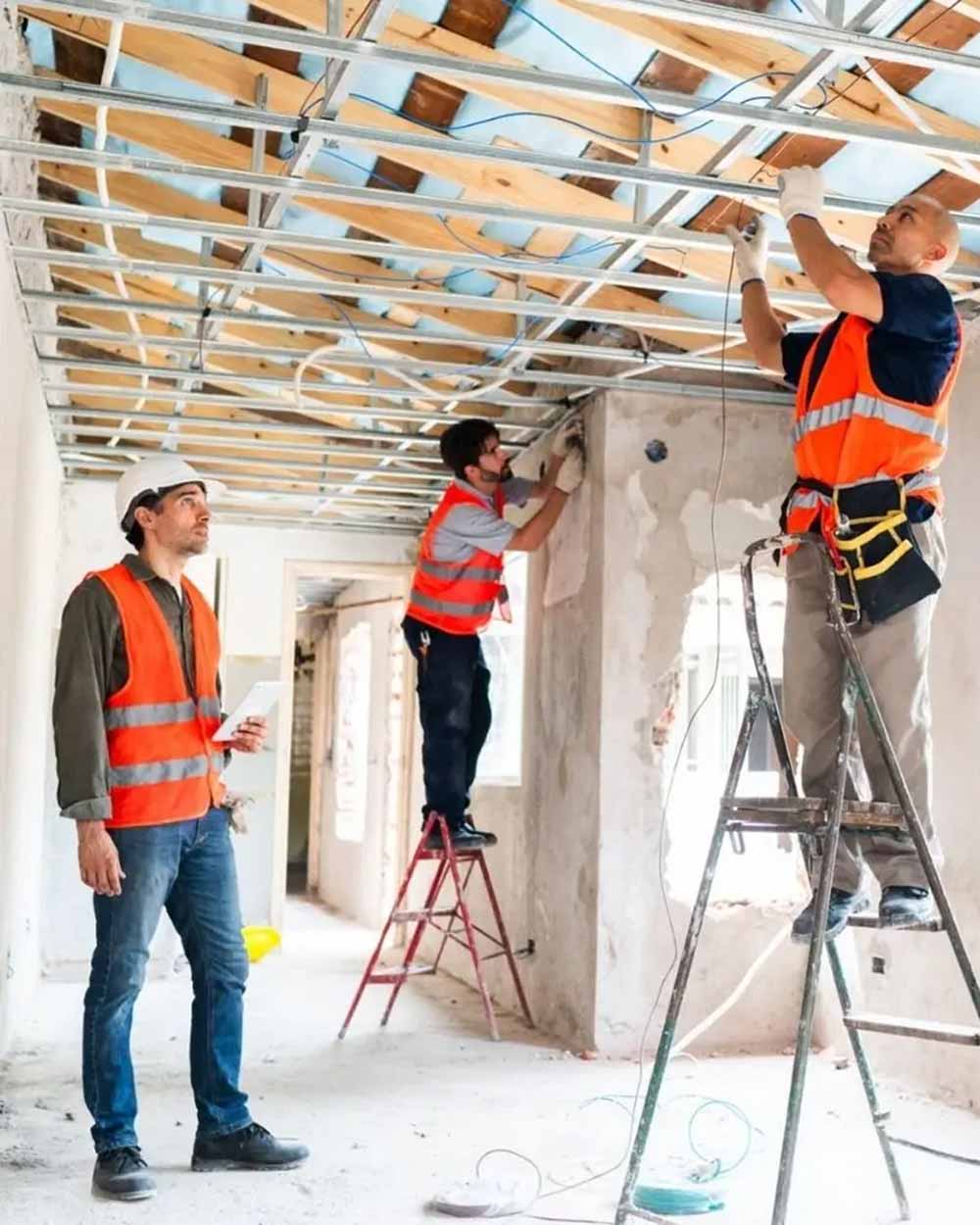 Home – Marcel Lebesque Concepts Vaklui installeren plafondconstructie en elektra tijdens een interieurverbouwing